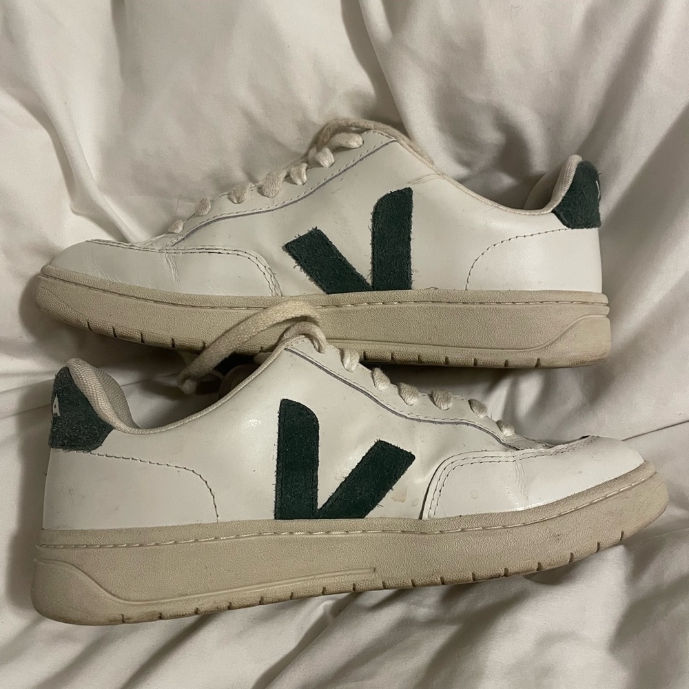 Size 7 Vejas